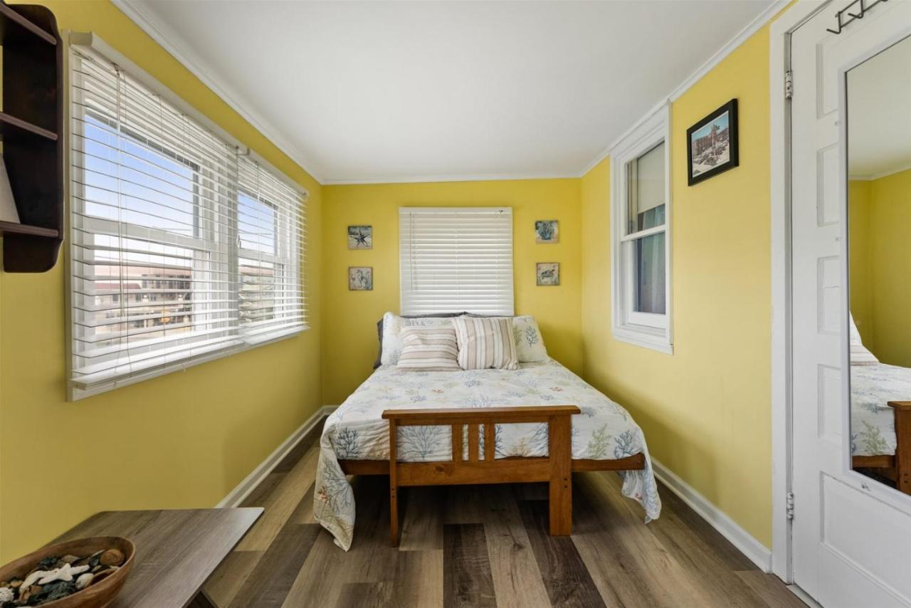 Newly Renovated 4 Bedroom Home Only 2 Blocks From The Beach! Wildwood Ngoại thất bức ảnh
