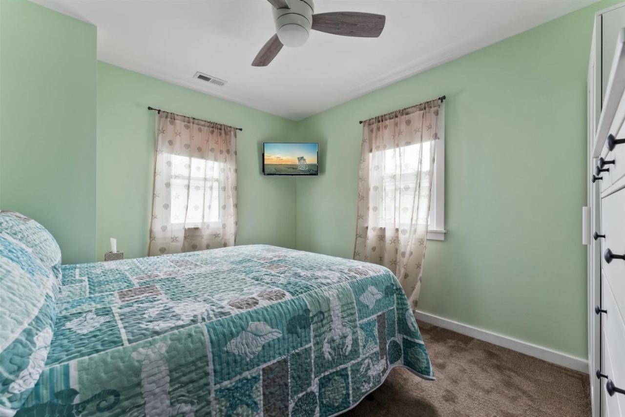 Newly Renovated 4 Bedroom Home Only 2 Blocks From The Beach! Wildwood Ngoại thất bức ảnh